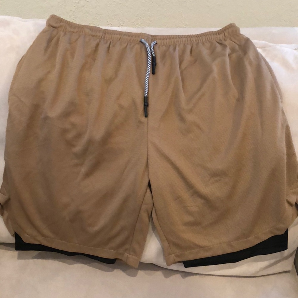 Men’s work out shorts